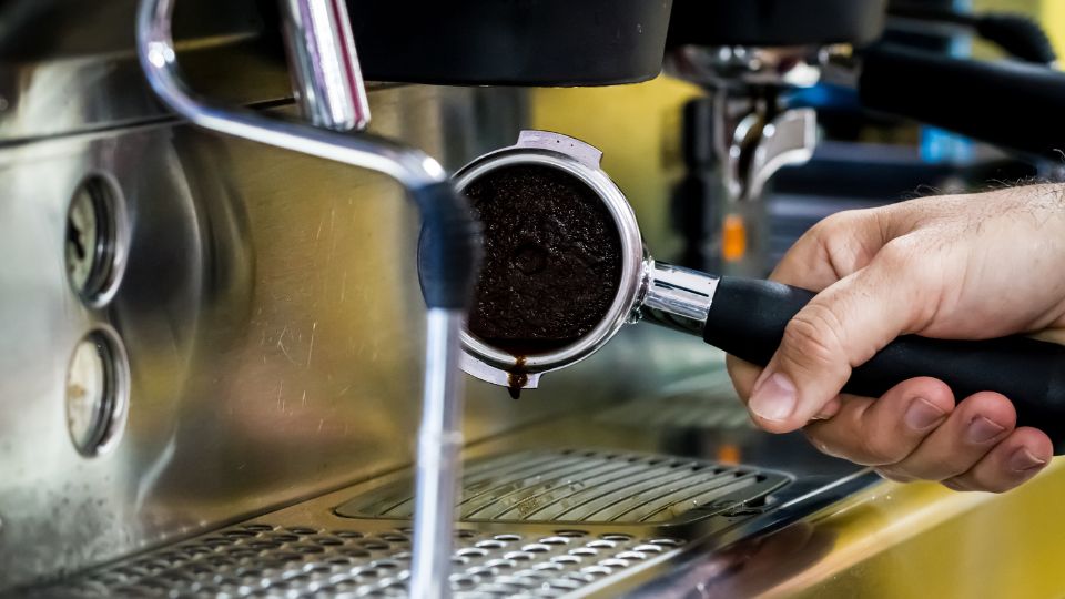 Role of coffee in espresso channeling