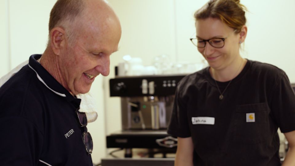 Peter trains a student at our Barista Training Institute In Adelaide<br />
